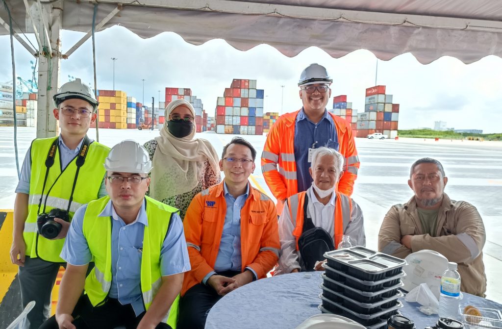 Outstanding Performance Award For The Construction Of Container Terminal Yard Block