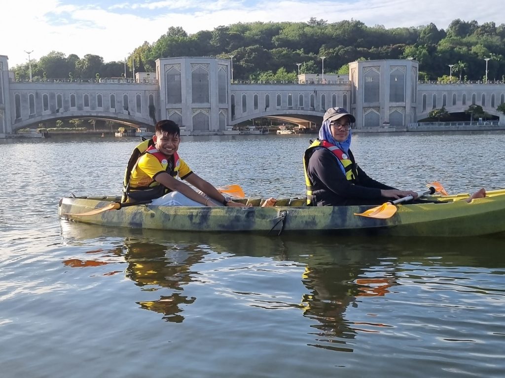 Kayaking at Kelab Tasik Putrajaya